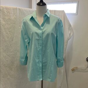 Chico’s no iron 3/4 sleeve turquoise Blue Button-Up Shirt